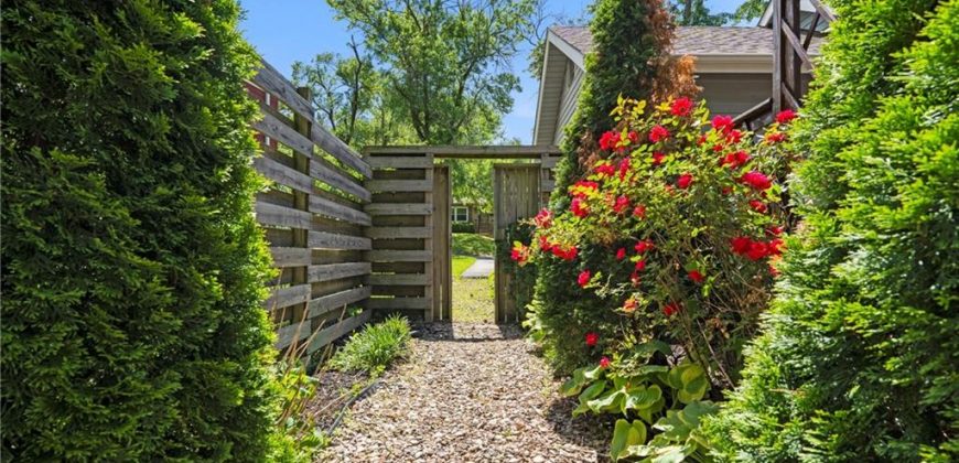 Homes for Sale in Kansas City, MO 64118 | 6202 N Euclid Avenue