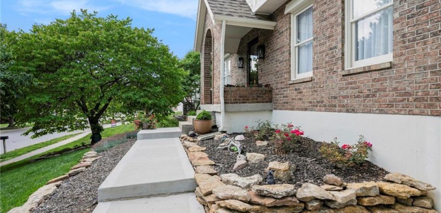 Homes for Sale in Kansas City, MO 64151 | 5208 NW 58th Terrace
