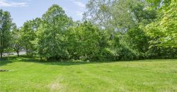 Homes for Sale in Parkville, MO 64152 | 6476 NW Valley Drive