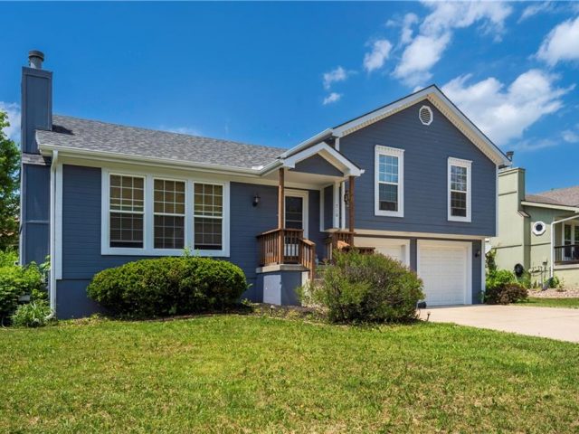 Homes for Sale in Liberty, MO 64068 | 710  Crabapple Lane