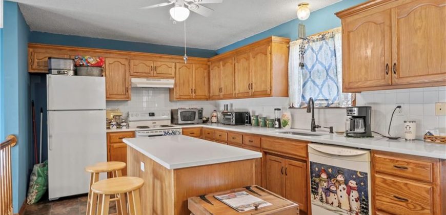 Homes for Sale in Liberty, MO 64068 | 710  Crabapple Lane