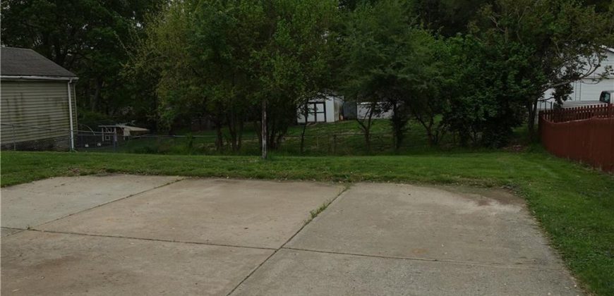 Homes for Sale in Kansas City, MO 64117 | 4724 N Oakley Avenue