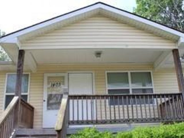 Homes for Sale in Kansas City, MO 64116 | 1403 NE 38th Street