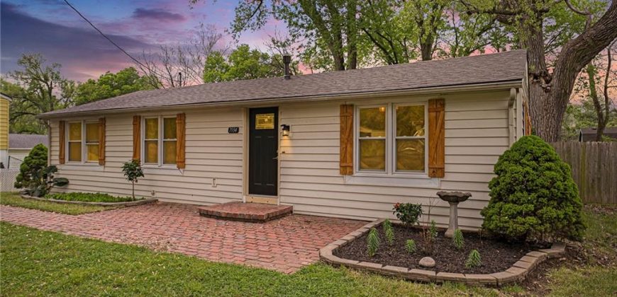 Homes for Sale in Kansas City, MO 64118 | 7934 N JEFFERSON Street