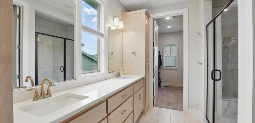 Homes for Sale in Parkville, MO 64152 | 6395  Sioux Drive