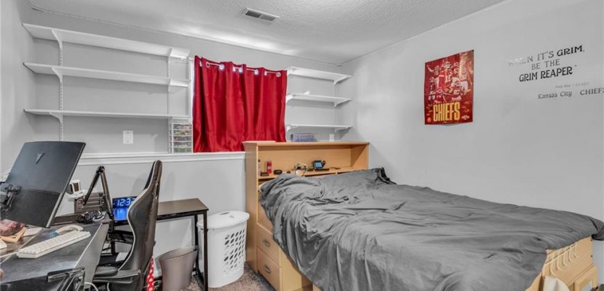 Homes for Sale in Kansas City, MO 64157 | 8811 NE 109th Street