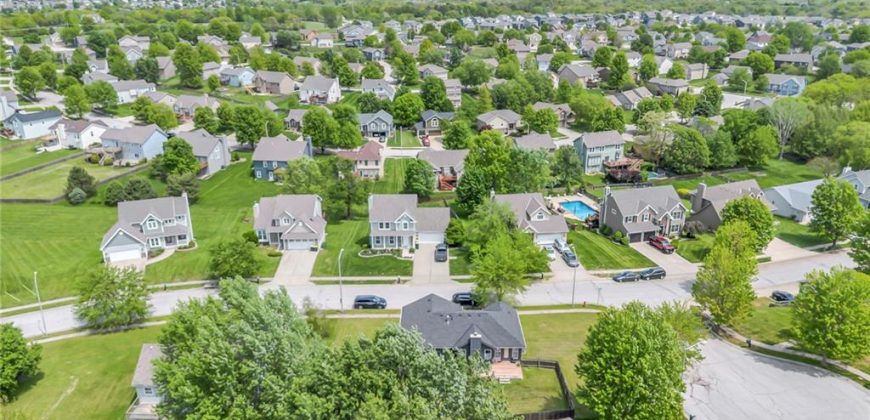 Homes for Sale in Kansas City, MO 64157 | 8811 NE 109th Street