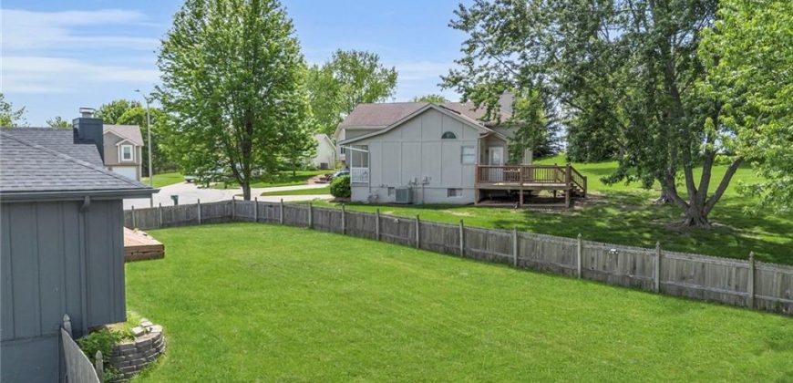 Homes for Sale in Kansas City, MO 64157 | 8811 NE 109th Street
