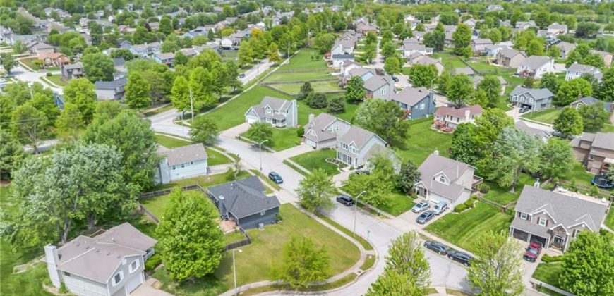 Homes for Sale in Kansas City, MO 64157 | 8811 NE 109th Street