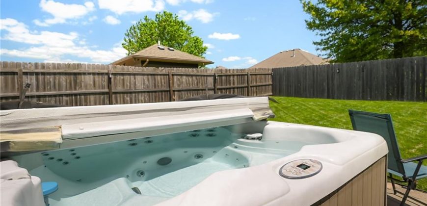 Homes for Sale in Kearney, MO 64060 | 701  Crestridge Drive