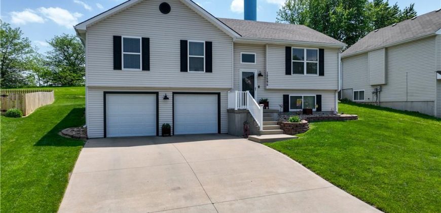 Homes for Sale in Platte City, MO 64079 | 12595 NW Oak Ridge Road