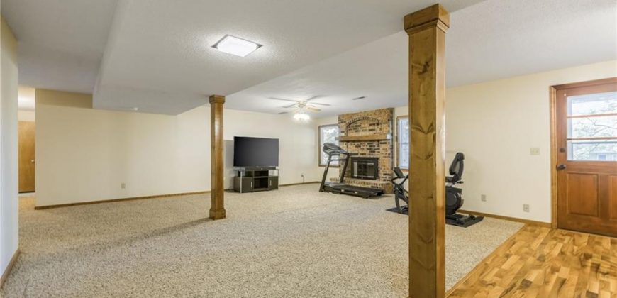 Homes for Sale in Gladstone, MO 64119 | 3200 NE 71st Street