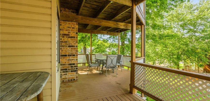 Homes for Sale in Gladstone, MO 64119 | 3200 NE 71st Street