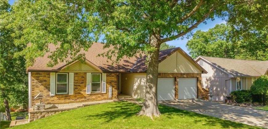 Homes for Sale in Gladstone, MO 64119 | 3200 NE 71st Street