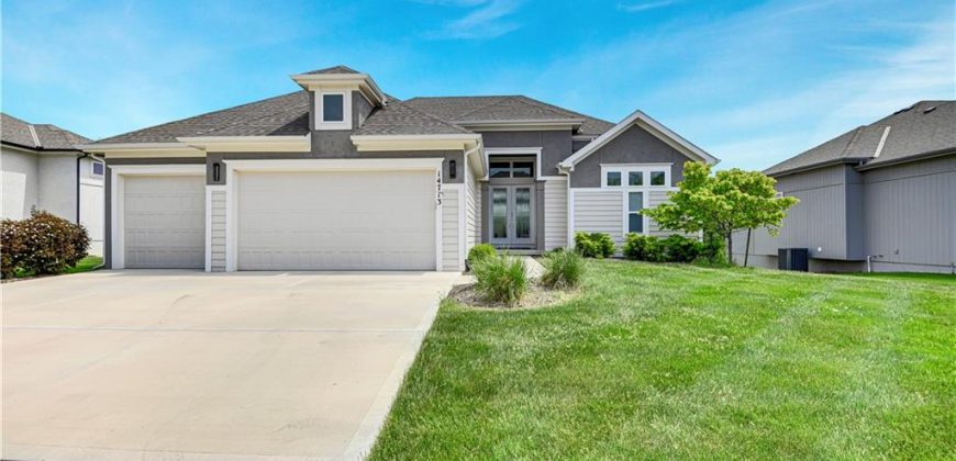 Homes for Sale in Parkville, MO 64152 | 14713  Thousand Oaks Place