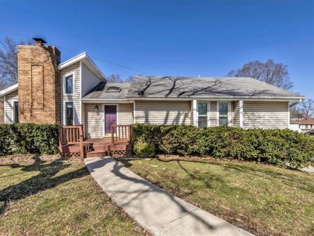 Homes for Sale in Kansas City, MO 64118 | 7826 N Garfield Avenue
