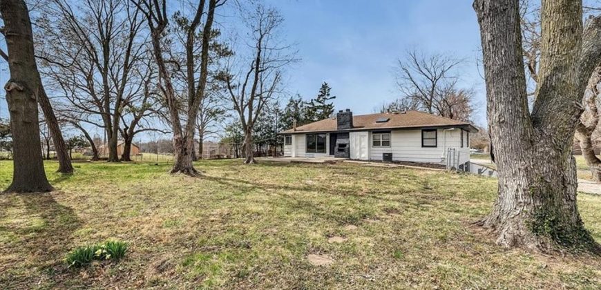 Homes for Sale in Gladstone, MO 64118 | 1508 NE 56th Terrace