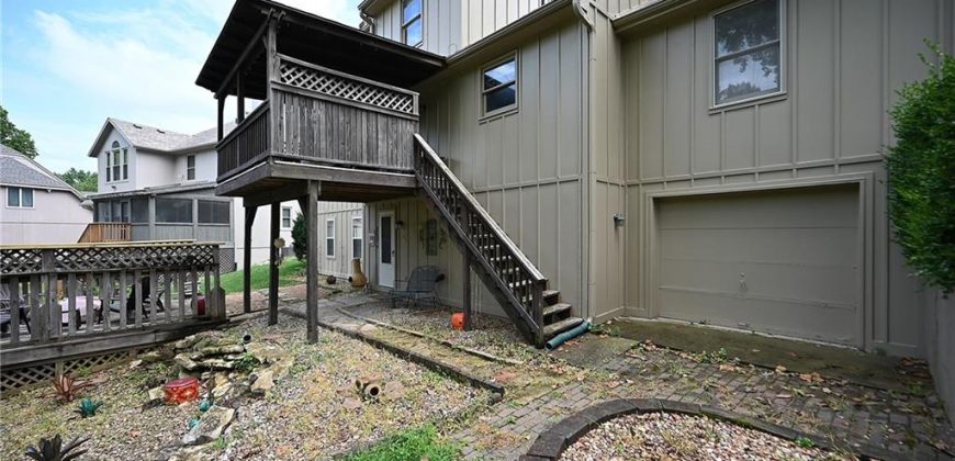 Homes for Sale in Kansas City, MO 64118 | 2406 NE 78th Terrace