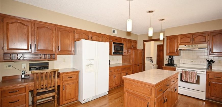 Homes for Sale in Kansas City, MO 64118 | 2406 NE 78th Terrace