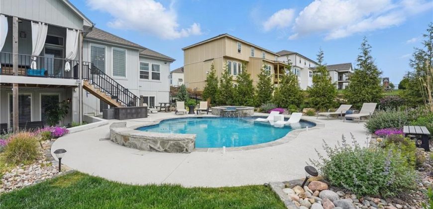 Homes for Sale in Kansas City, MO 64153 | 8213 NW 89th Street