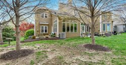Homes for Sale in Gladstone, MO 64116 | 190  Pointe Drive