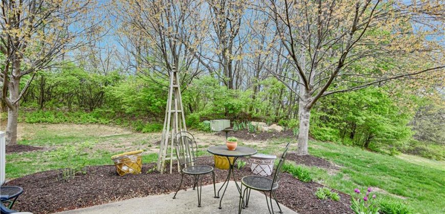 Homes for Sale in Gladstone, MO 64116 | 190  Pointe Drive