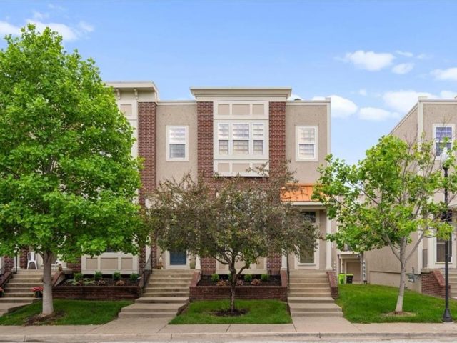 Homes for Sale in North Kansas City, MO 64116 | 2906  Howell Street