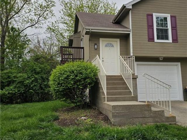 Homes for Sale in Kansas City, MO 64151 | 5618  N Anita Avenue