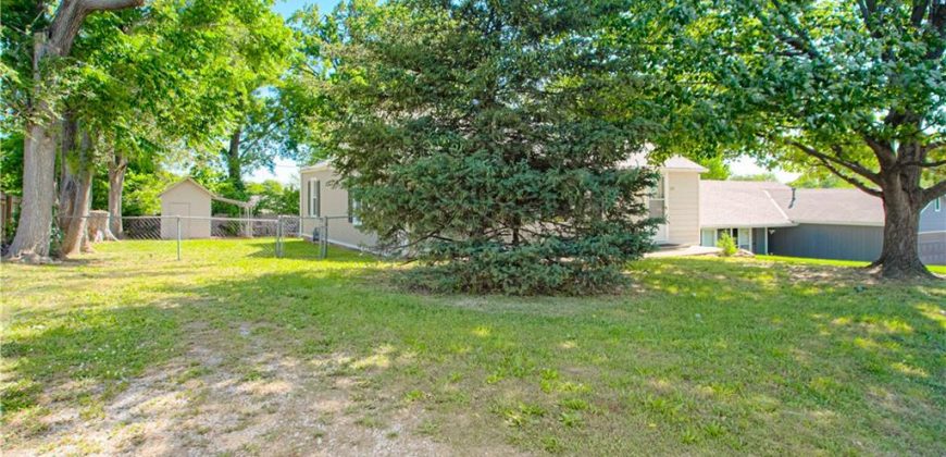 Homes for Sale in Kansas City, MO 64119 | 5711 N Compton Street