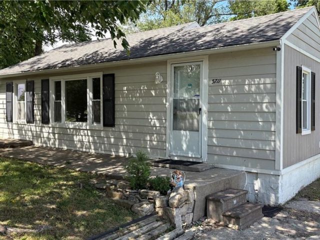 Homes for Sale in Kansas City, MO 64119 | 5711 N Compton Street