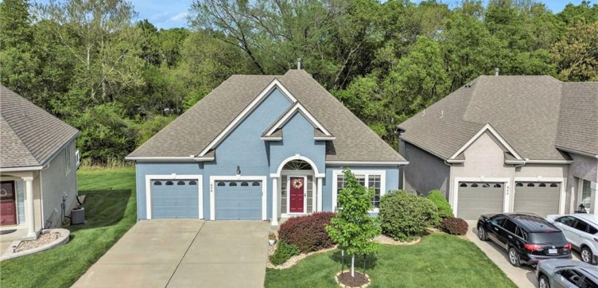 Homes for Sale in Liberty, MO 64068 | 636  Rosewood Court