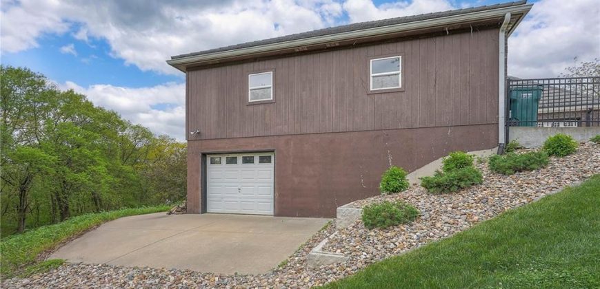 Homes for Sale in Kansas City, MO 64152 | 6101 NW Saddle Club Court