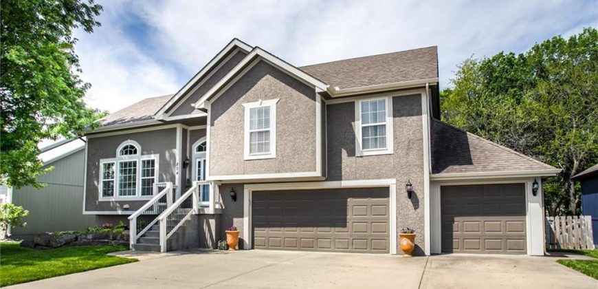 Homes for Sale in Kearney, MO 64060 | 804  Chisam Road