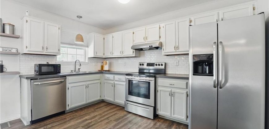 Homes for Sale in Kansas City, MO 64155 | 208 NW 111th Terrace