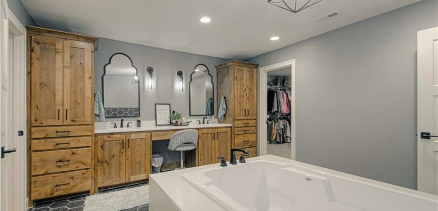 Homes for Sale in Kearney, MO 64060 | 2241  Foxtail Drive