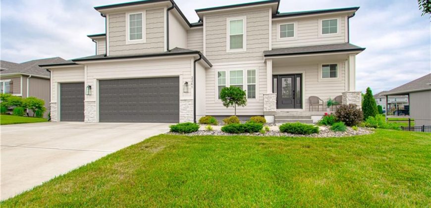 Homes for Sale in Kearney, MO 64060 | 2241  Foxtail Drive