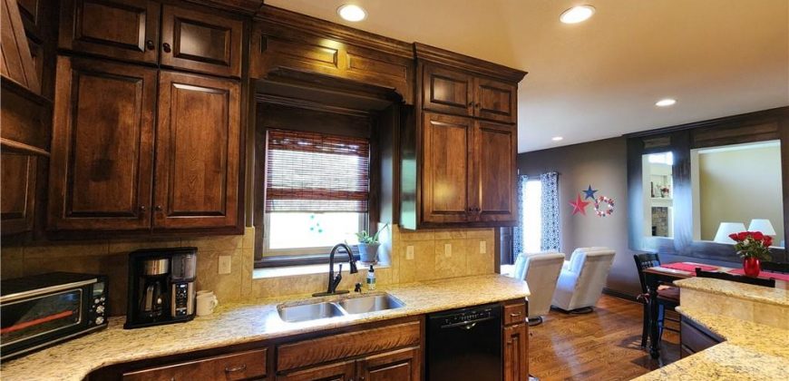 Homes for Sale in Parkville, MO 64152 | 14650 NW 66th Terrace