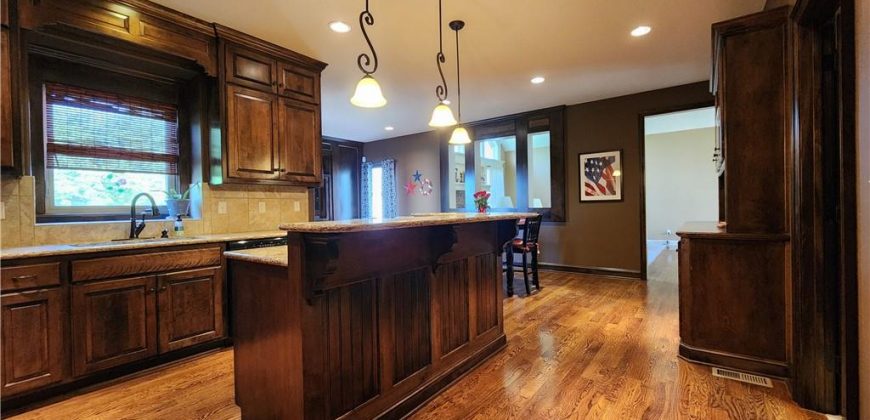 Homes for Sale in Parkville, MO 64152 | 14650 NW 66th Terrace