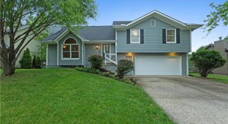 Homes for Sale in Liberty, MO 64068 | 553  White Oak Lane