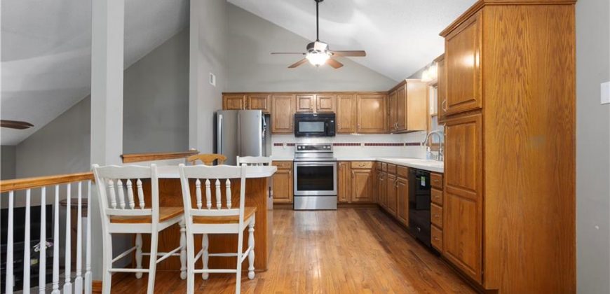 Homes for Sale in Liberty, MO 64068 | 553  White Oak Lane