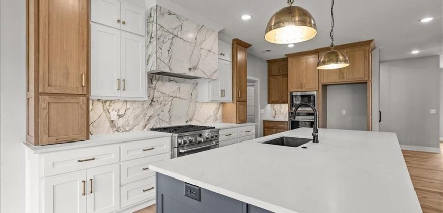Homes for Sale in Kansas City, MO 64157 | 8732 N Lewis Avenue