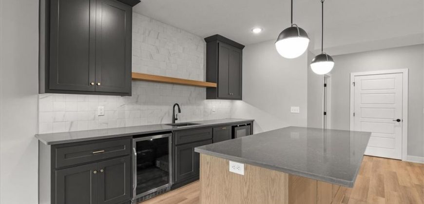 Homes for Sale in Kansas City, MO 64157 | 8732 N Lewis Avenue
