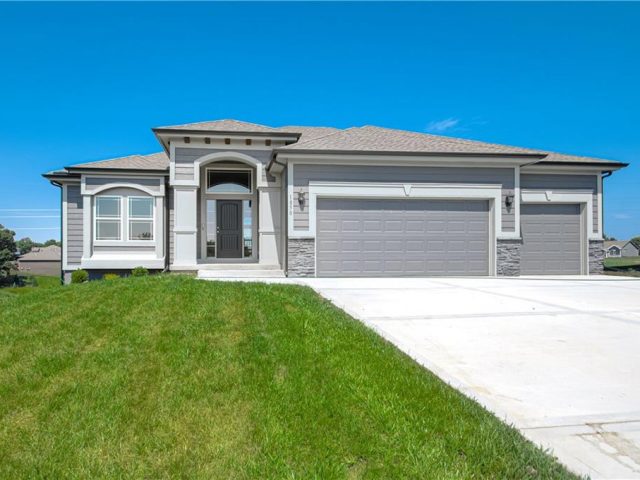 Homes for Sale in Liberty, MO 64068 | 1055  Fir Lane