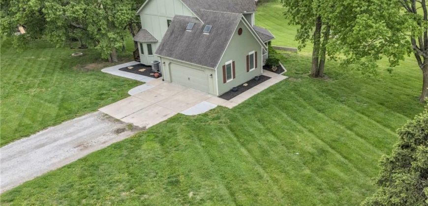 Homes for Sale in Kearney, MO 64060 | 15423  Hills Road