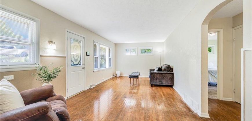Homes for Sale in Kansas City, MO 64119 | 6132  N Eugene Field Road