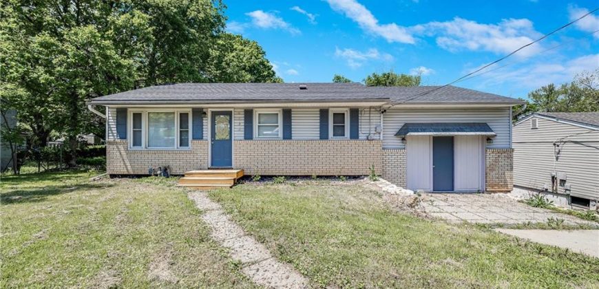 Homes for Sale in Kansas City, MO 64119 | 6132  N Eugene Field Road