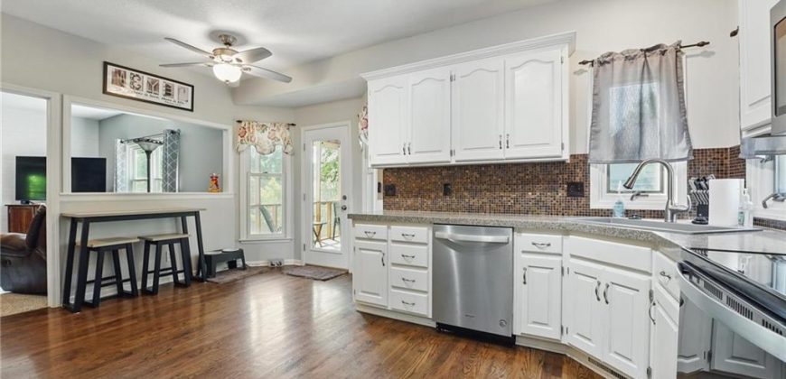 Homes for Sale in Kearney, MO 64060 | 1919  Meadowlane Avenue