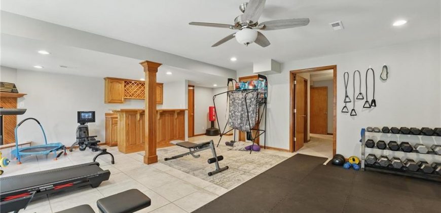 Homes for Sale in Kearney, MO 64060 | 1919  Meadowlane Avenue