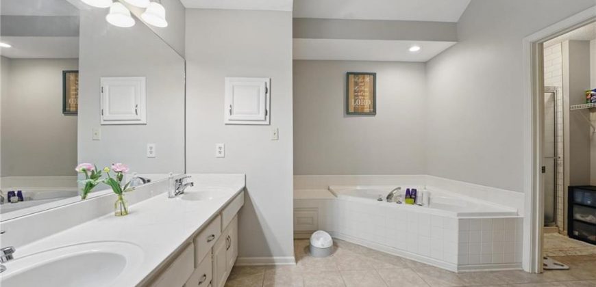Homes for Sale in Kearney, MO 64060 | 1919  Meadowlane Avenue
