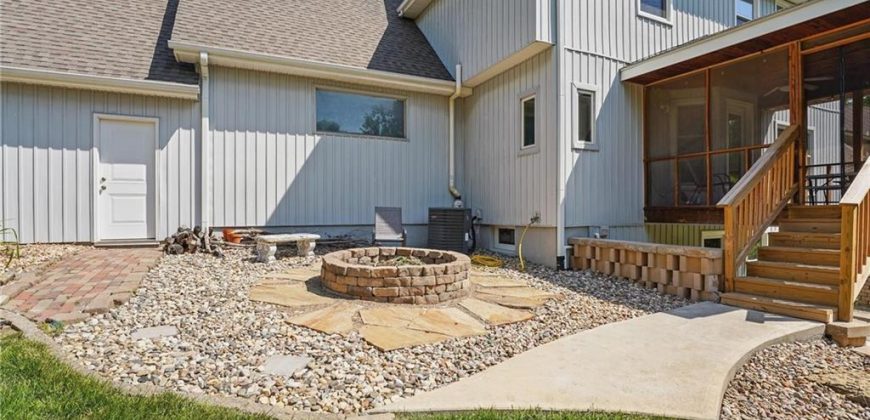 Homes for Sale in Kearney, MO 64060 | 1919  Meadowlane Avenue